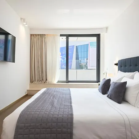 First Croisette Apartman