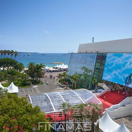 First Croisette * Cannes